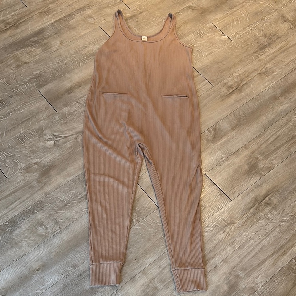 Smash + Tess Romper Size Medium Tan Brown Pockets Ribbed
